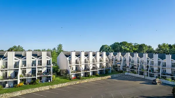 This home is part of Bywatyr, Bridgeport, CT Condo Complex