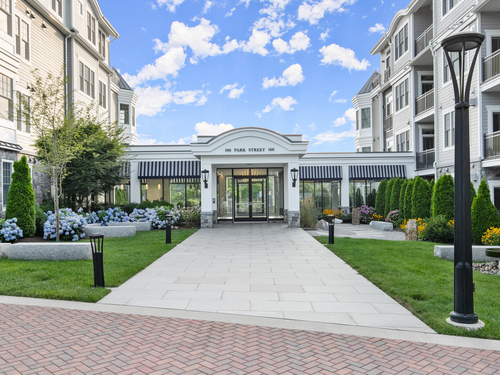  condo home for sale located at 160 Park Street, 204, New Canaan, CT 06840