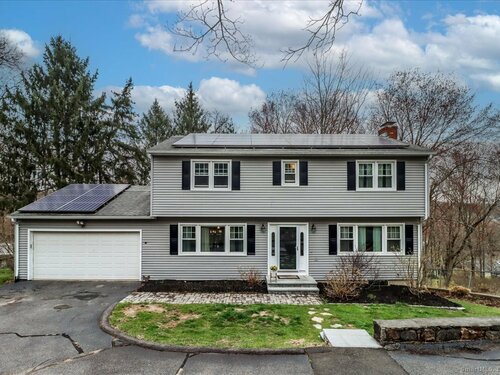  single family home for sale located at 33 Rexview Circle, Trumbull, CT 06611