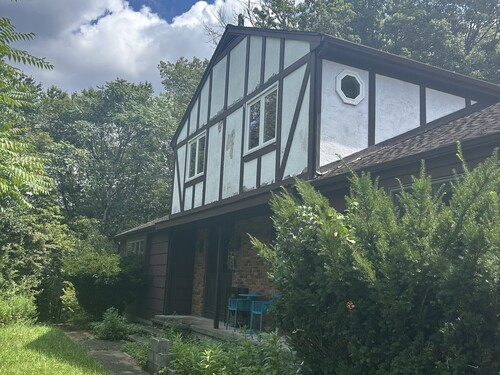  single family home sold located at 222 Grove Street, Shelton, CT 06484