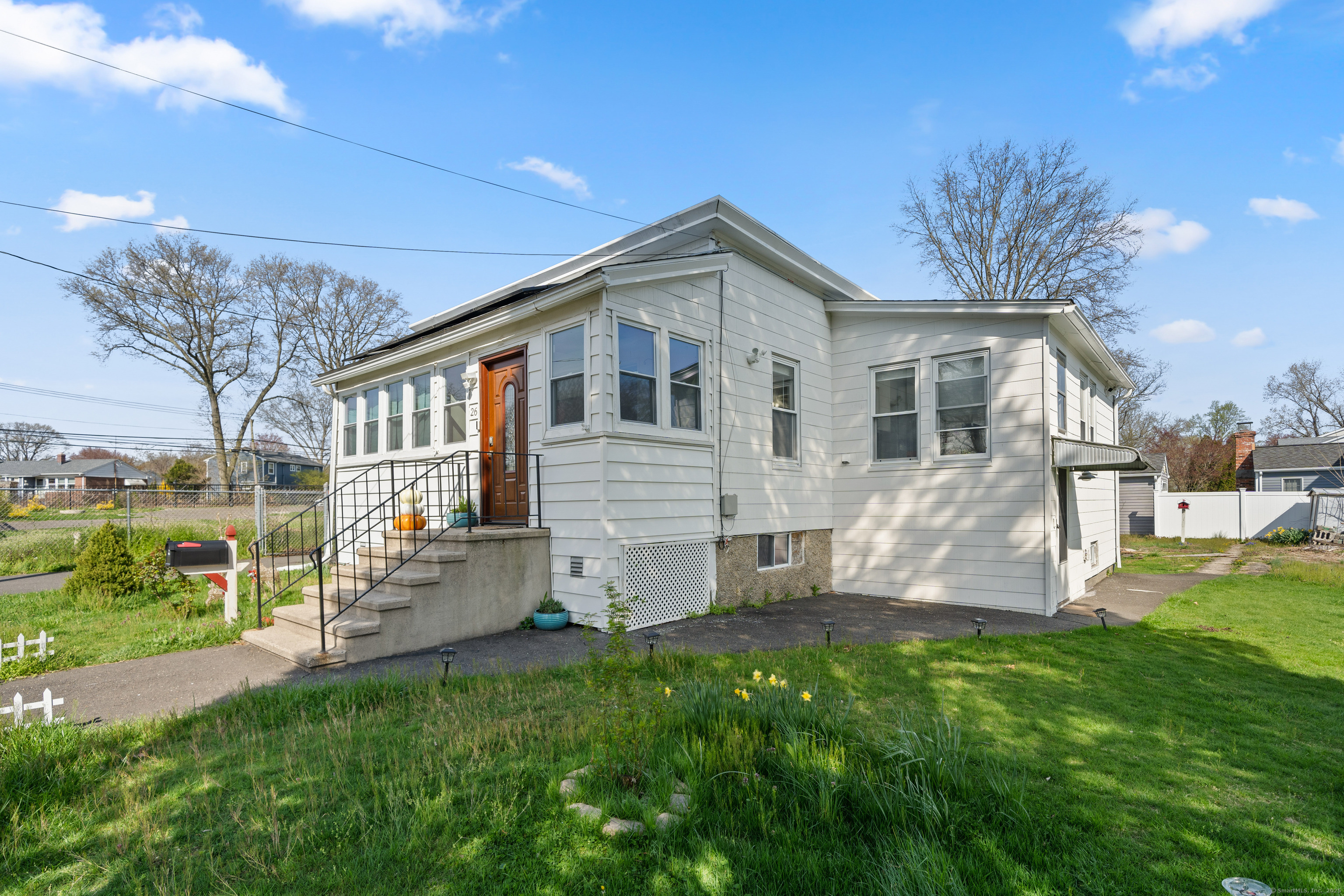 26 Porter Street, Stratford, CT 06615 | For Sale at $435,000