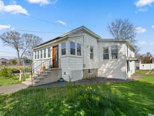  single family home for sale located at 26 Porter Street, Stratford, CT 06615