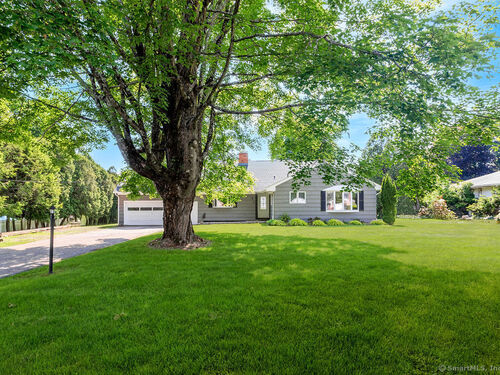  single family home for sale located at 32 Redwood Drive, Bethel, CT 06801