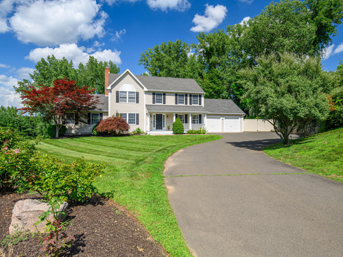  single family home for sale located at 5 Park Lane, Brookfield, CT 06804