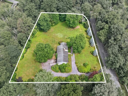  single family home sold located at 15 Pocconock Trail, New Canaan, CT 06840