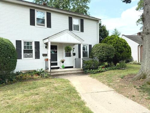  co-op home for sale located at 465 Sylvan Knoll Road, Stamford, CT 06904