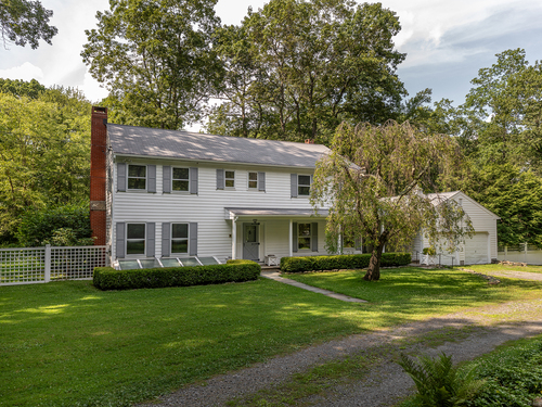  single family home for sale located at 2 Bridgeworth Lane, Sherman, CT 06784