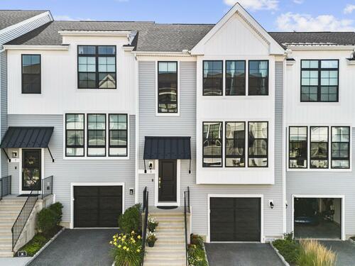  townhouse condo for sale located at 5 West Cross Trail, 5, Danbury, CT 06810