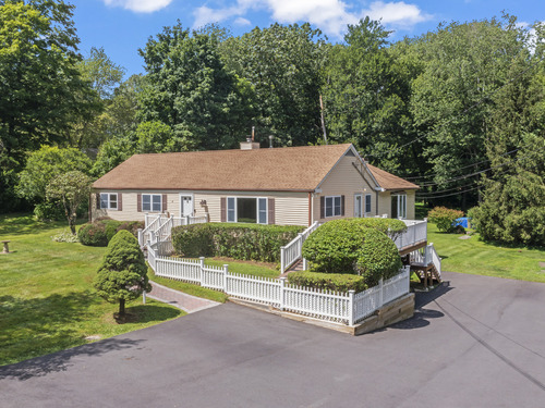  single family home for sale located at 41 Hattertown Road, Newtown, CT 06470