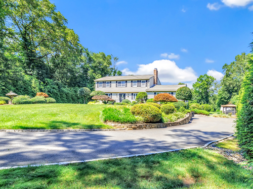  single family home for sale located at 71 Lobsterback Road, Shelton, CT 06484
