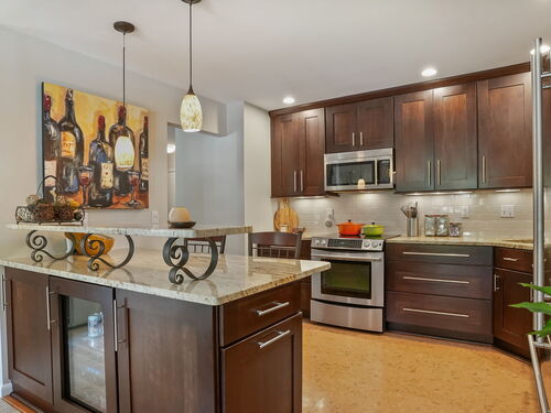  condo home for sale located at 97 Richards Avenue, b10, Norwalk, CT 06854