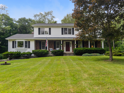 single family home for sale located at 4 Bayberry Lane, New Fairfield, CT 06812