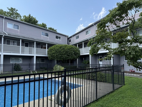  townhouse condo for sale located at 4 Union Avenue, apt 26, Norwalk, CT 06851