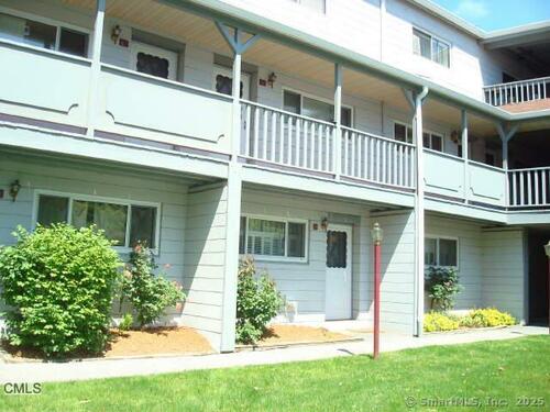 townhouse condo for sale located at 4 Union Avenue, apt 26, Norwalk, CT 06851