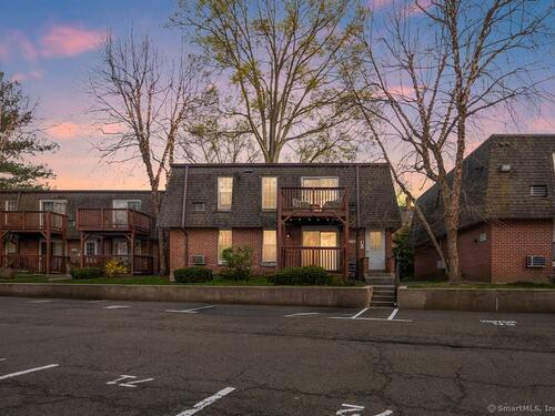 Waterfront condo home for sale located at 279 Bridge Street, apt 2, Stamford, CT 06905