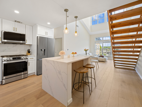  condo home for sale located at 850 East Main Street, apt 520, Stamford, CT 06902