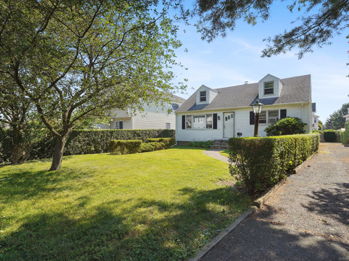  single family home for sale located at 10 Summitt Avenue, Norwalk, CT 06854