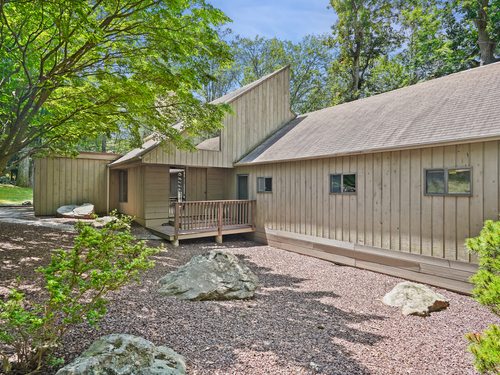 Waterfront contemporary single family home for sale located at 1016 Rock Rimmon Road, Stamford, CT 06903