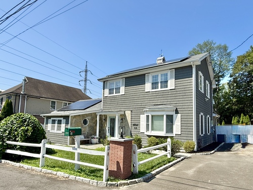  single family home for sale located at 3 Turnabout Lane, Darien, CT 06820