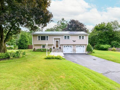 Waterfront single family home for sale located at 44 Chatfield Drive, Trumbull, CT 06611