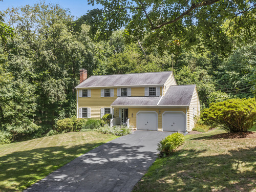  single family home for sale located at 164 Tanglewood Lane, Fairfield, CT 06824