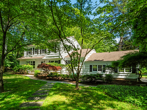 Waterfront single family home for sale located at 21 Timber Mill Road, Stamford, CT 06903