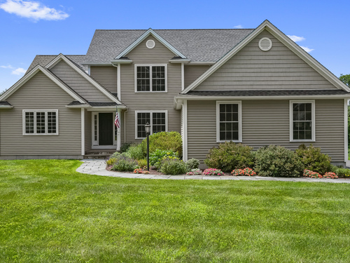  single family home for sale located at 44 Boggs Hill Road, Newtown, CT 06470