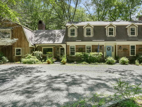  single family home for sale located at 100 Honeysuckle Hill Lane, Easton, CT 06612