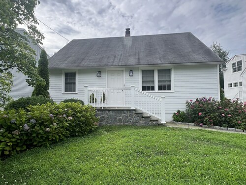 single family home sold located at 23 Cherry Street, Darien, CT 06820