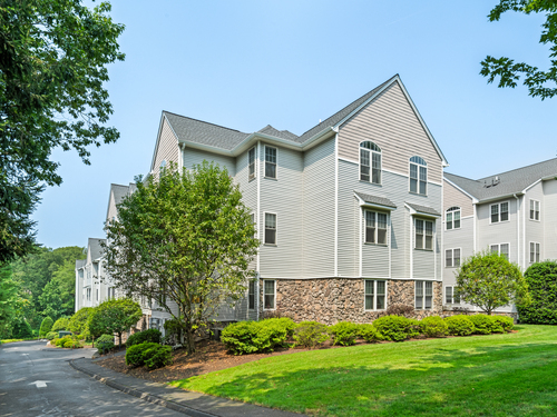  condo home for sale located at 105 Richards Avenue, 1406, Norwalk, CT 06854