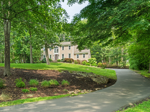  single family home for sale located at 39 Judith Drive, Danbury, CT 06811