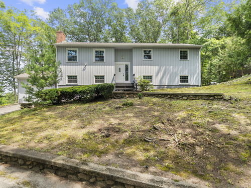  single family home for sale located at 160 Grove Street, Shelton, CT 06484