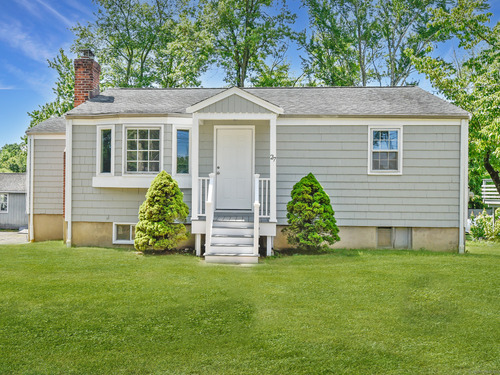  single family home for sale located at 27 County Street, Norwalk, CT 06851
