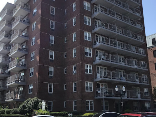  condo home for sale located at 700 Summer Street, apt 4l, Stamford, CT 06901