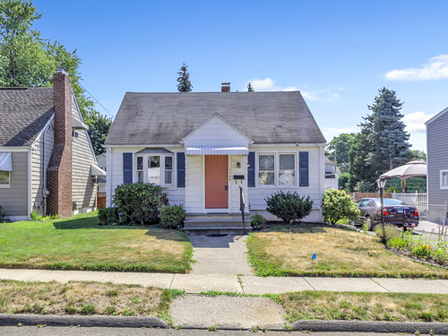  single family home for sale located at 116 Swanson Avenue, Stratford, CT 06614