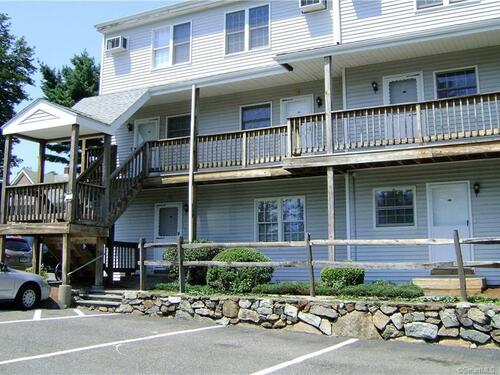  condo home for sale located at 256 Washington Boulevard, 1, Stamford, CT 06902