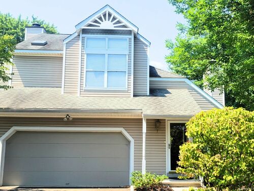  townhouse condo for sale located at 162 Colonial Road, apt 1, Stamford, CT 06906
