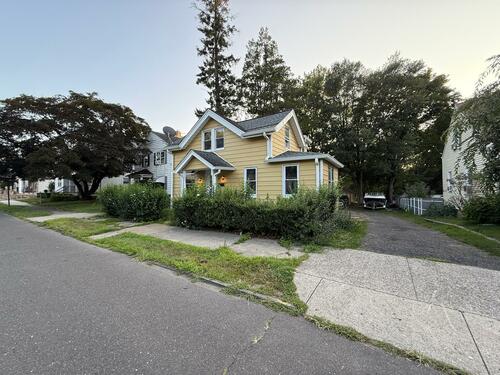  single family home for sale located at 863 Briarwood Avenue, Bridgeport, CT 06604