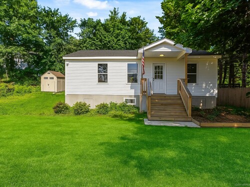  single family home for sale located at 10 Deerfield Road, New Fairfield, CT 06812