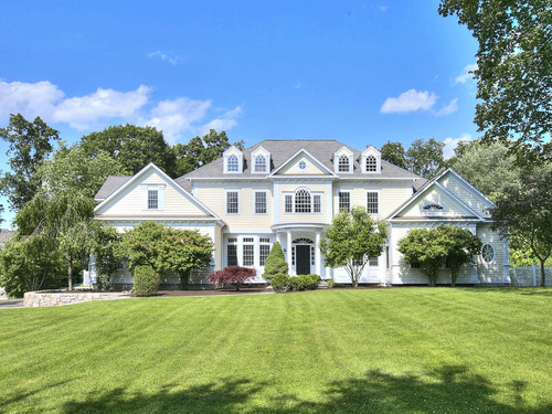  single family home for sale located at 4 Jennings Court, Westport, CT 06880