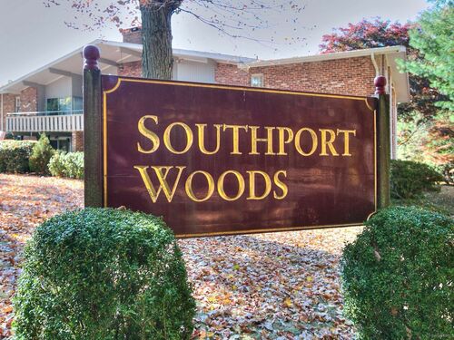 condo home for sale located at 101 Southport Woods Drive, 101, Fairfield, CT 06890