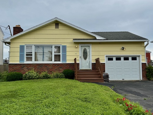  single family home for sale located at 40 Harding Avenue, Stratford, CT 06615