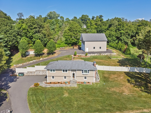  single family home for sale located at 17 Stony Brook Road, Brookfield, CT 06804