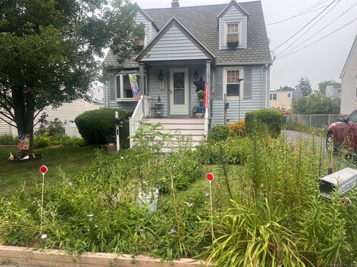  single family home for sale located at 90 Mercer Street, Stratford, CT 06614