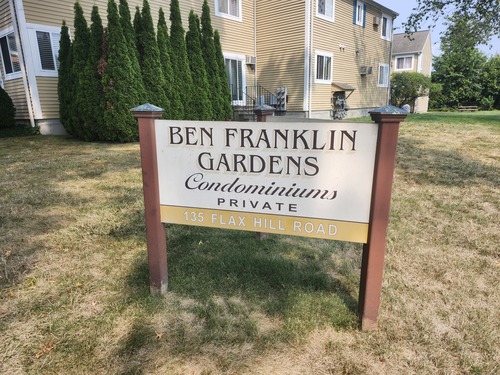  condo home sold located at 135 Flax Hill Road, apt 21, Norwalk, CT 06854