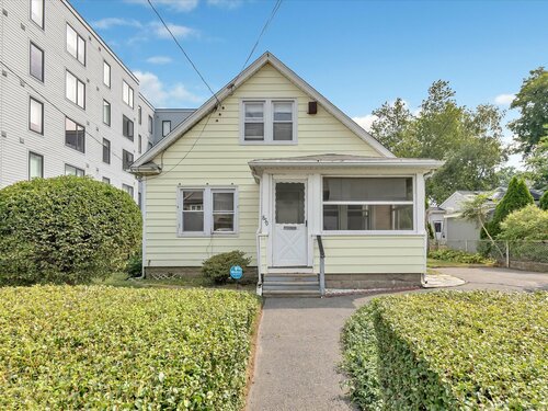 single family home for sale located at 850 Brewster Street, Bridgeport, CT 06605