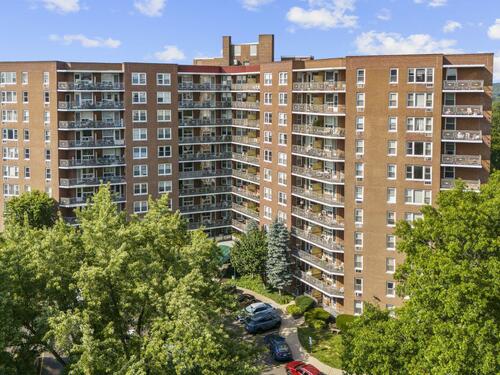  condo home for sale located at 91 Strawberry Hill Avenue, apt 837, Stamford, CT 06902