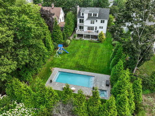  single family home for sale located at 254 Penfield Road, Fairfield, CT 06824