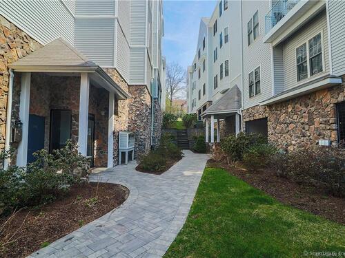  condo home for sale located at 105 Richards Avenue, 2305, Norwalk, CT 06854