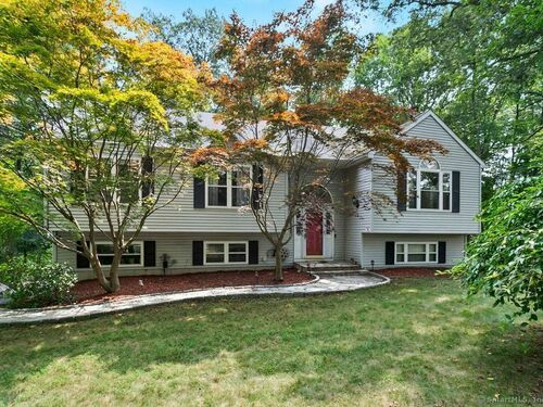  single family home for sale located at 6 Stonegate Lane, Shelton, CT 06484